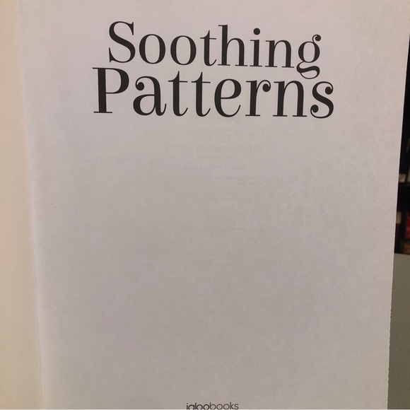 Soothing Patterns Calming Art Work to Help You Unwind and Relax 2015 Paperback - Picture 5 of 11